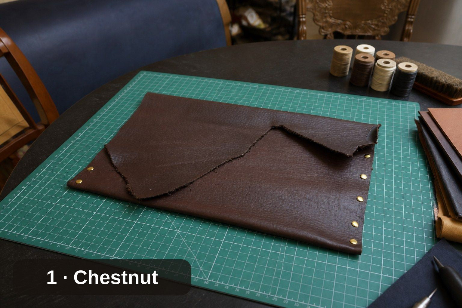 Funda para portátil "Live Edge" - Cuero sin tratar hecho a mano